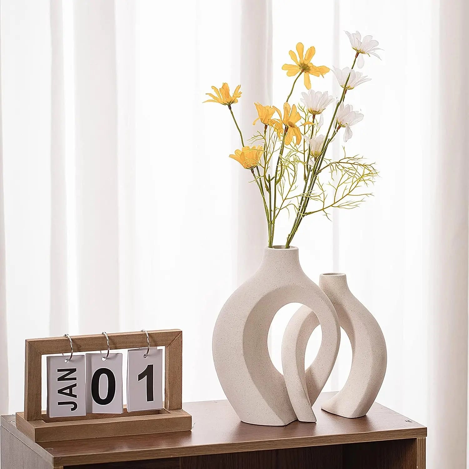 White Ceramic Vases- 2 for Modern Home Decor,Round Matte Boho Vase for  Decor,Ceramic Vases Minimalist Nordic Style for Wedding Dinner Table Living