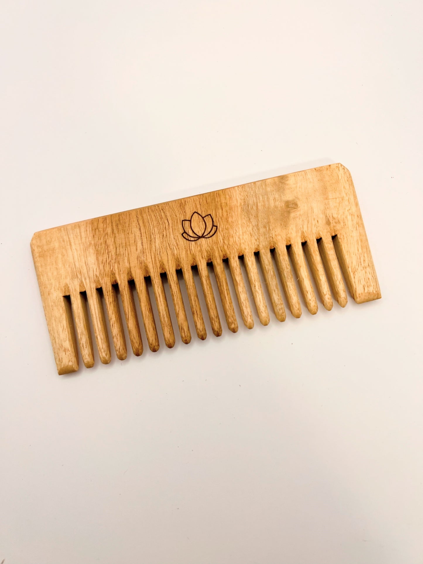 Neem Wood Shampoo Comb, anti-microbial