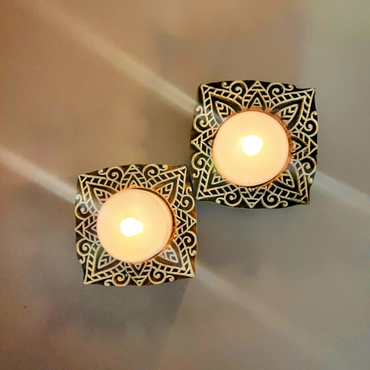 Diamond, Wooden Tea-Light Candle Holder (Hand-carved), Set of 2