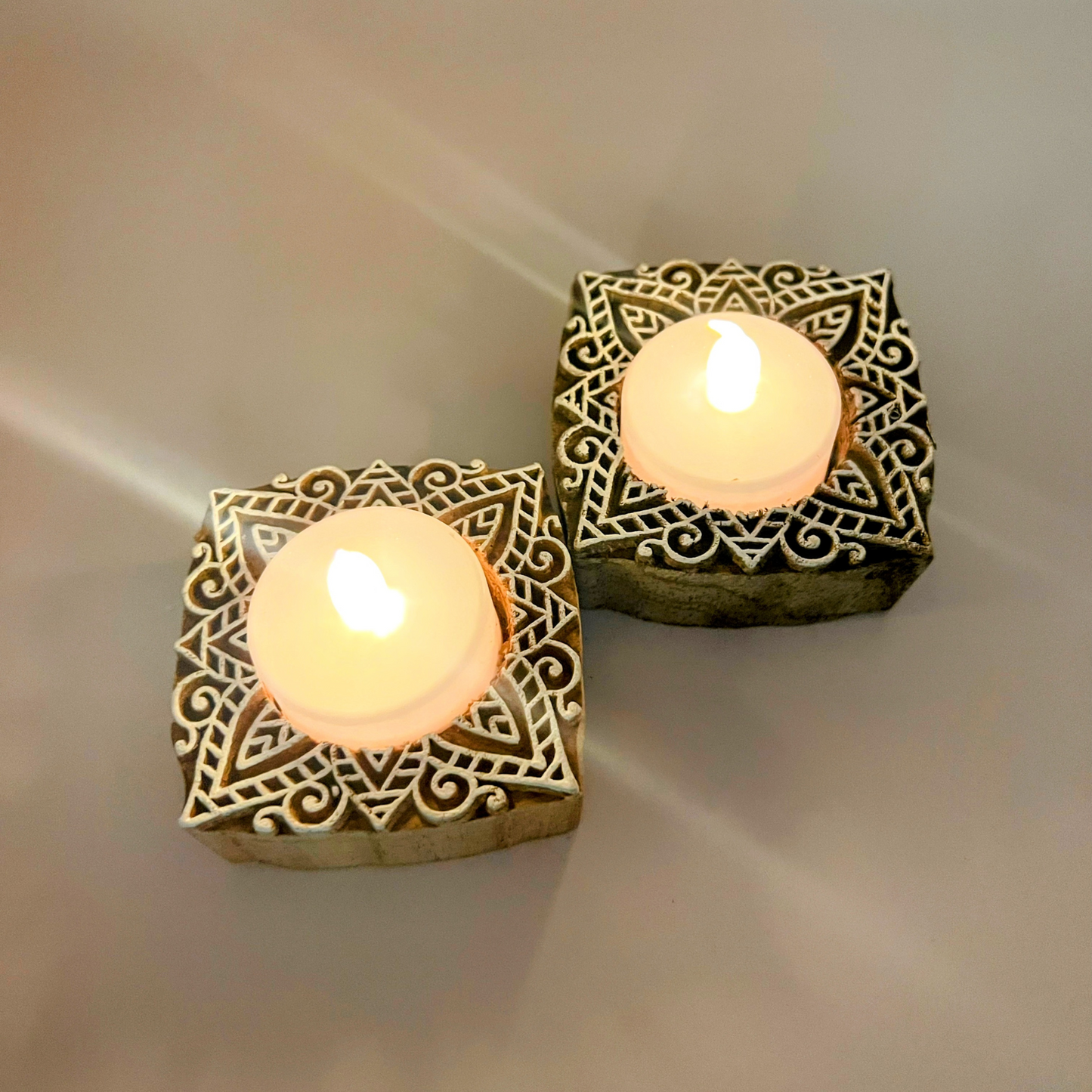 Diamond, Wooden Tea-Light Candle Holder (Hand-carved), Set of 2